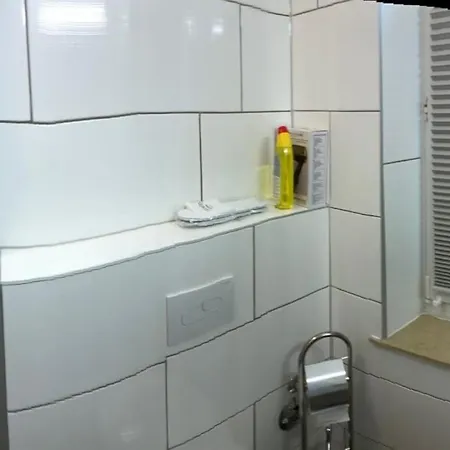 Daire Apartmenthaus Am Bahnhof *