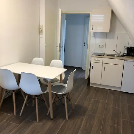 Apartmenthaus Am Bahnhof Apartment *