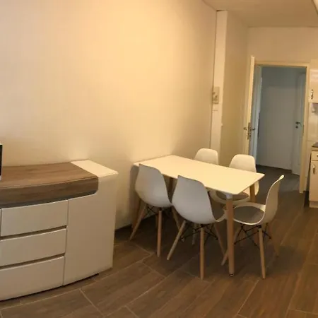 Apartmenthaus Am Bahnhof Appartement *