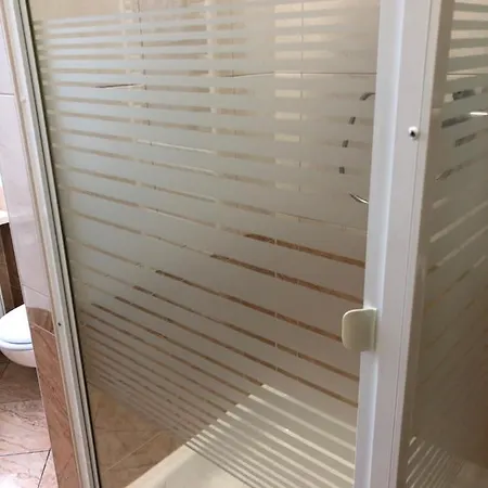 شقة Apartmenthaus Am Bahnhof *