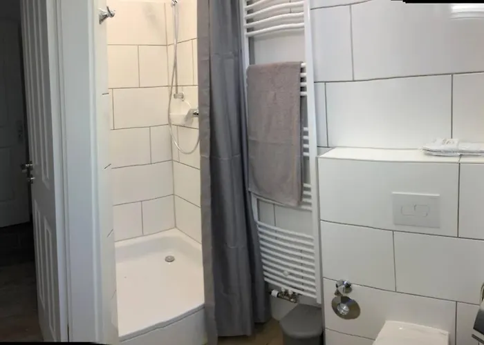 公寓 Apartmenthaus Am Bahnhof 代特莫尔德