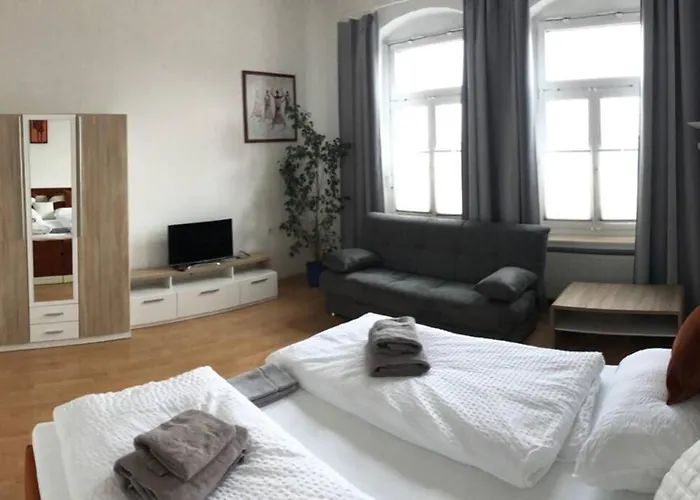 Apartmenthaus Am Bahnhof 公寓 代特莫尔德
